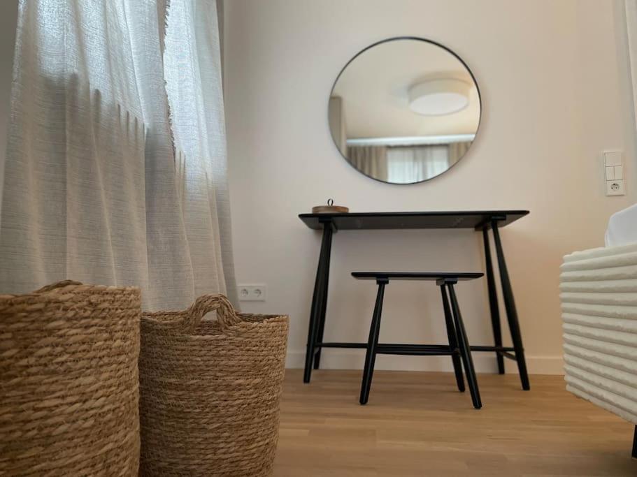 Grafschafft Angenehmes Wohnen - Ferienwohnung Mit 2 Schlafzimmern Пірна Екстер'єр фото