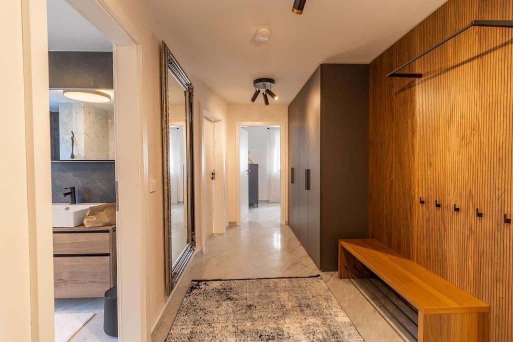 Grafschafft Angenehmes Wohnen - Ferienwohnung Mit 2 Schlafzimmern Пірна Екстер'єр фото